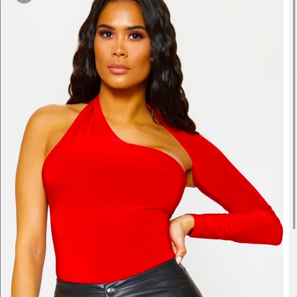Asymmetric red bodysuit